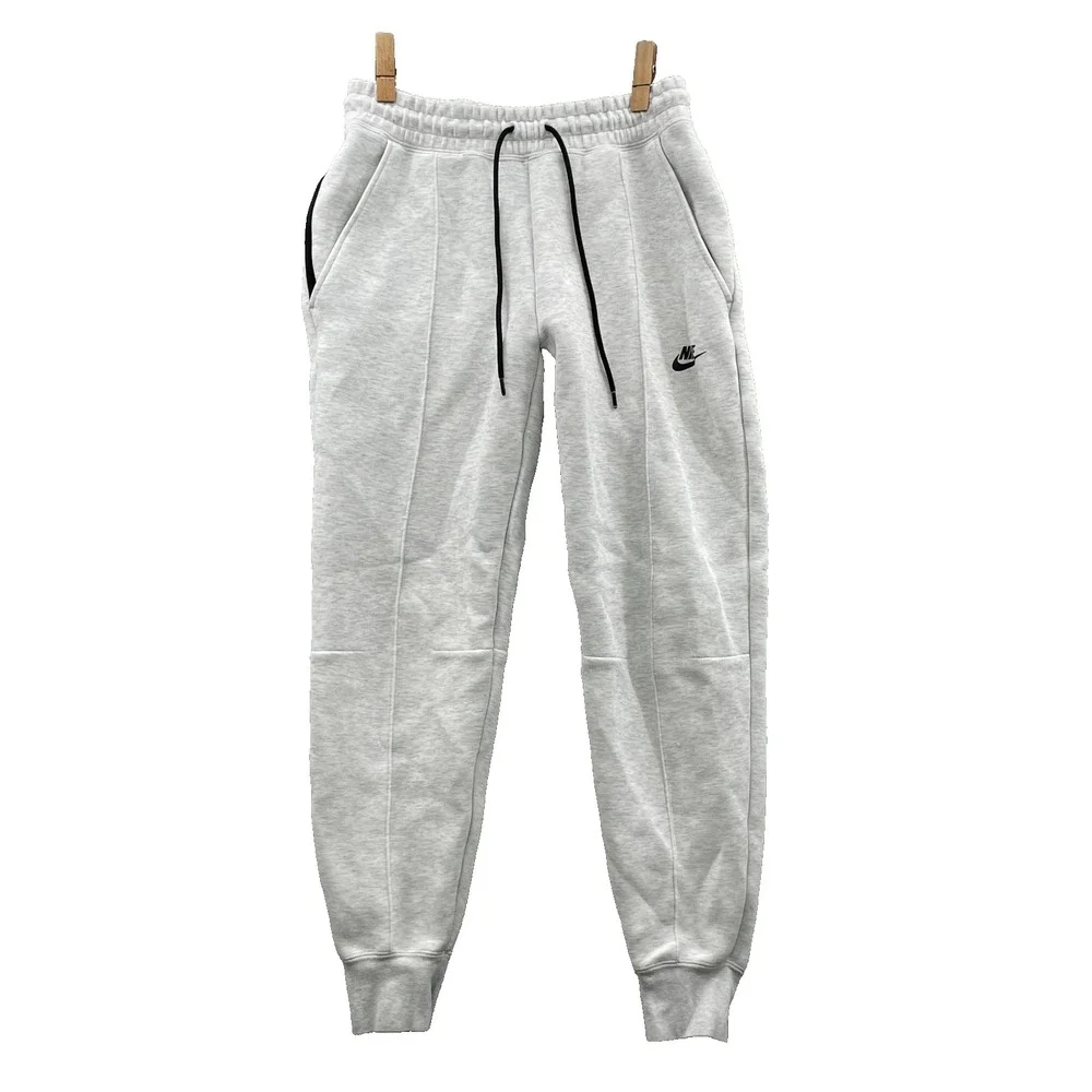 Nike‎ Club Jogger Women's Small White Athleisure Activewear Gorpcore Performance